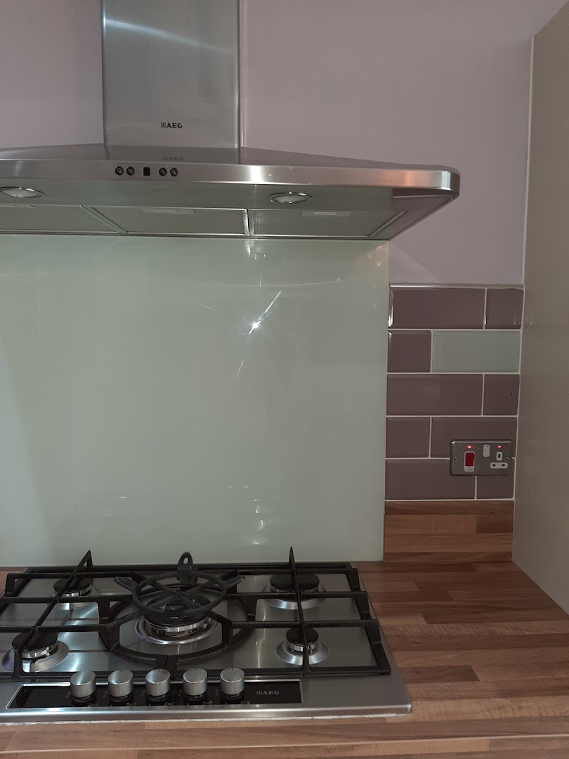 M&K Tiling - swindon tiler — Photos 1