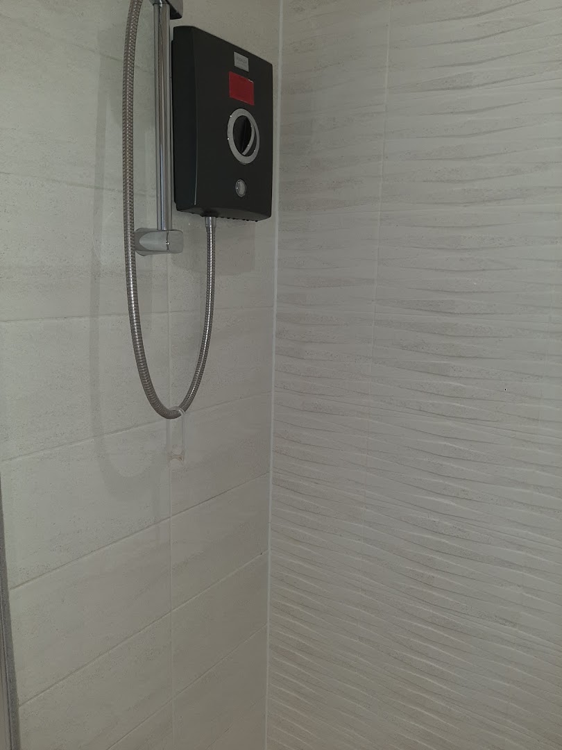 M&K Tiling - swindon tiler — Photos 2